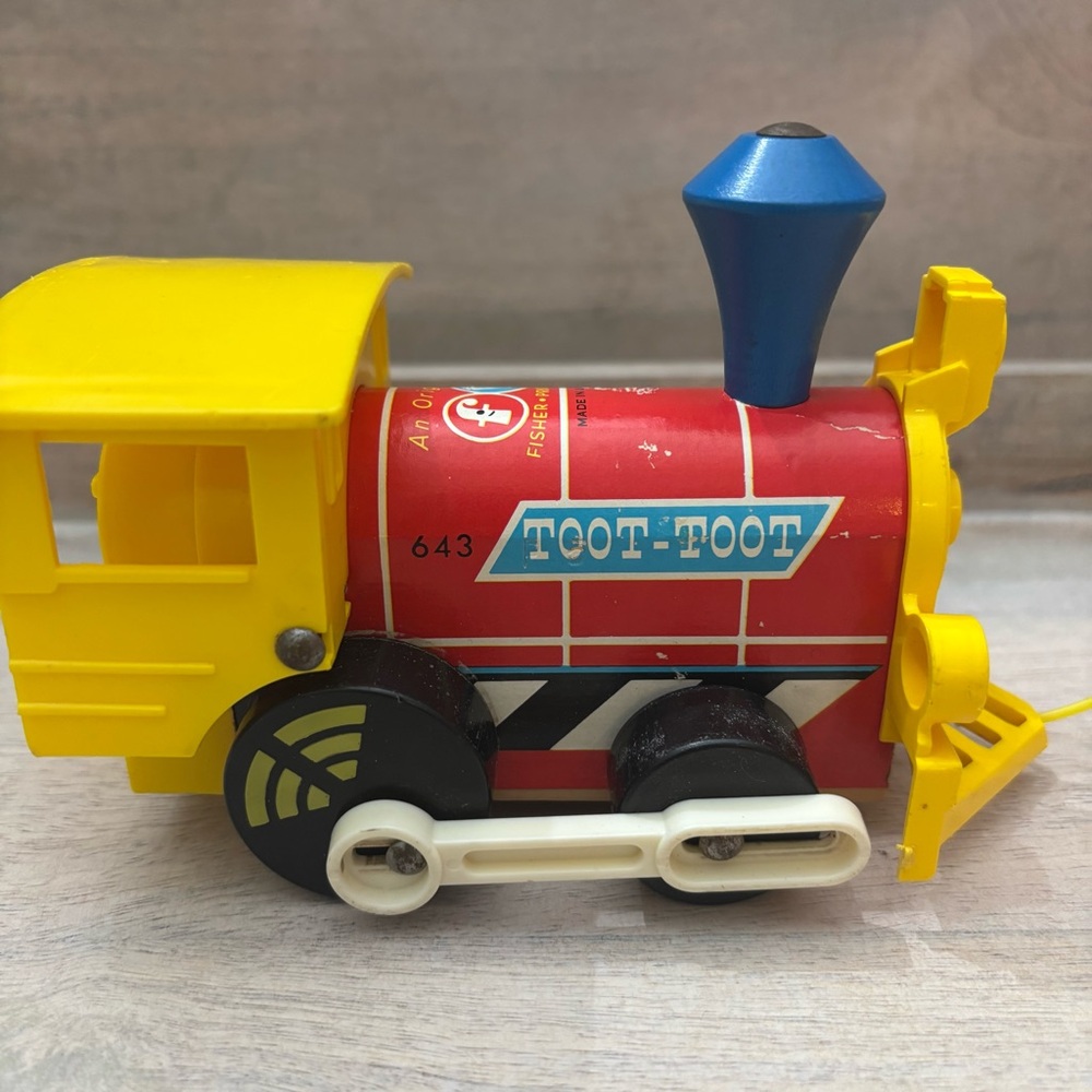 Vintage 1964 Fisher-Price Yellow Red Blue Toot-Toot Pull Along Toy Train #643
